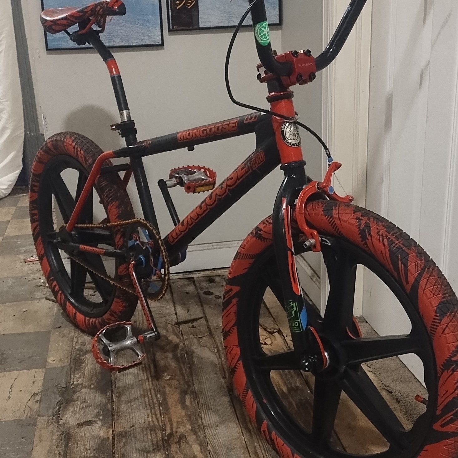 Mongoose Pro BMX Bike 20in Black Red Mag Wheels Caliper Brake BMX Bar