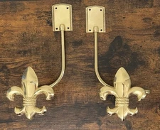 Vintage Brass Curtain Tie Back Drape Wall Hooks Holdbacks Fluer-De-Lis 11” x 5”