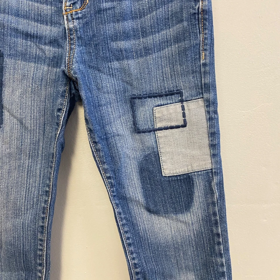 Pantalones de mezclilla capri cortos Old Navy Flirt talla 10 retazos Foto 3 de 4