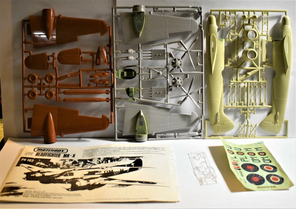 1973 Matchbox Beaufighter MK-X British 1/72 model kit Unassembled Complete - Image 2 of 4