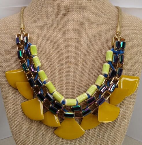 Vintage Gold Tone Statement Necklace with Acrylic… - image 1