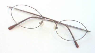 Pro Design schlichte ovale Brille Metall mit Acetatbügel extraleicht 47-19 sizeM