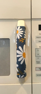 2 Microwave Oven Door Handle Cover Padded Daisies in Blue (Two)
