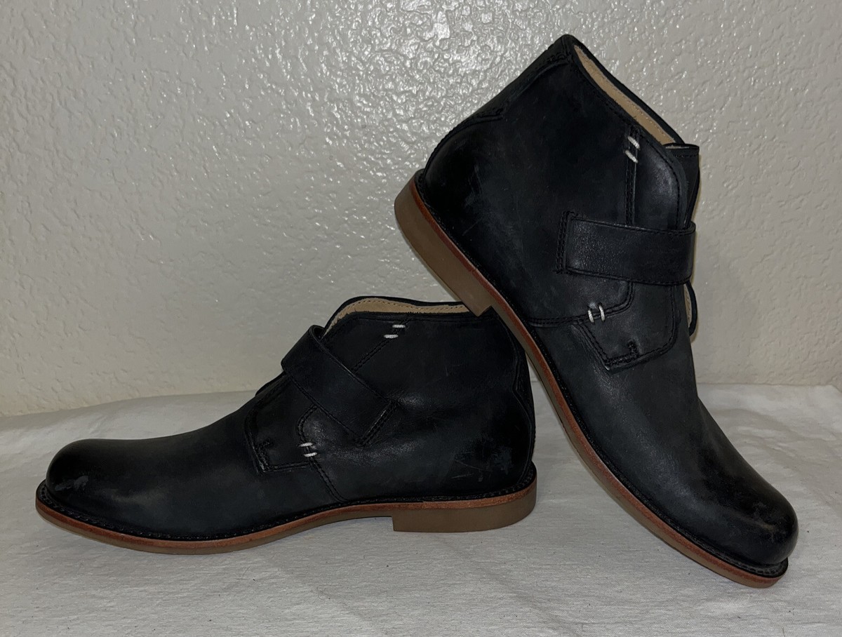 UGG Australia Graham Black Leather Chukka Ankle Men Shoes  display picture 1