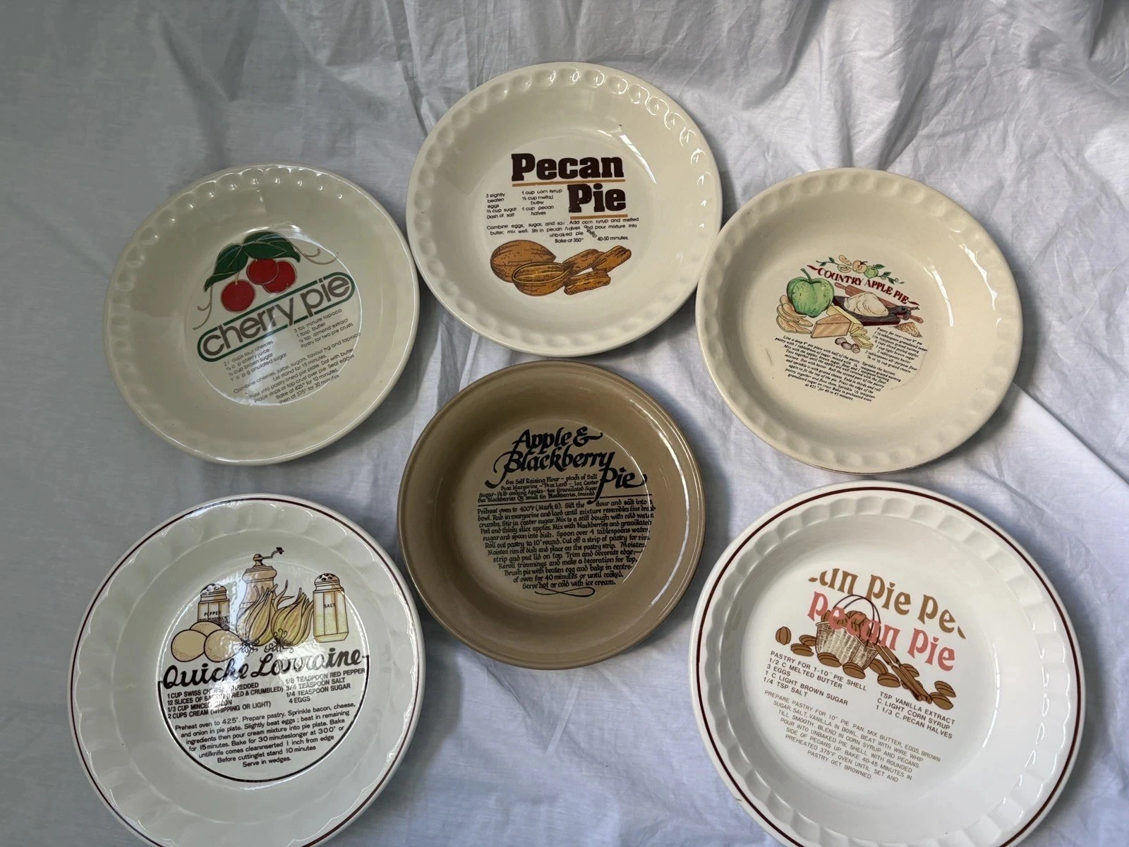 Vintage Recipe Pie Dishes - 6 Pie Dishes
Opens in a new window or tab
