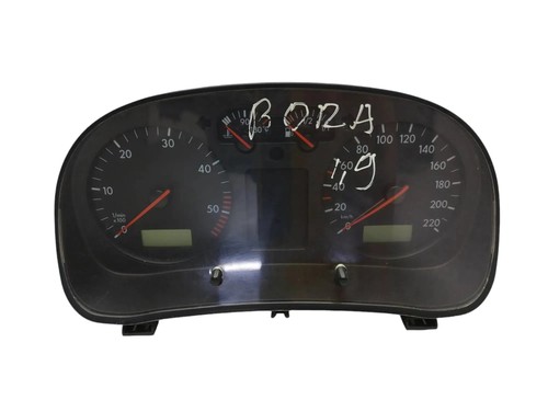 VW BORA Variant 1J6 Kombiinstrument 88311301 1.90 Diesel 2001 27815756