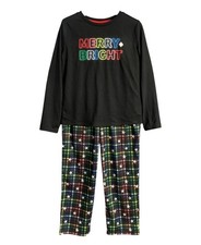 Cat  Jack Junior "Merry  Bright" Letter Printed Shirt Plaid Pajama Set Large