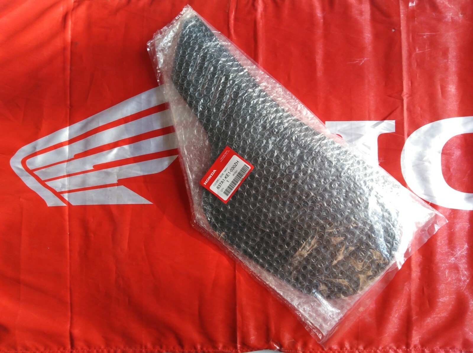 Foto 3 di 8