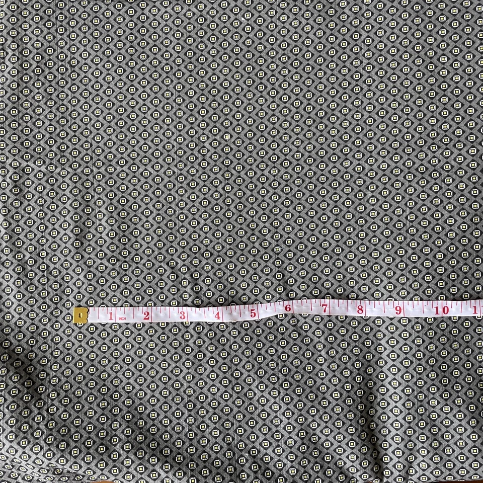 Tecido de algodão cinza preto branco amarelo padrão quadrado 3 3/8 jardas x 44 pol - Imagem 3 de 4