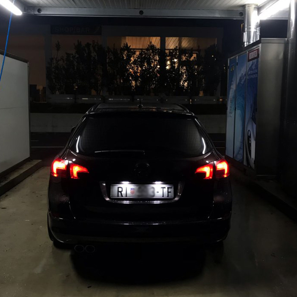 mazda 6 number plate light