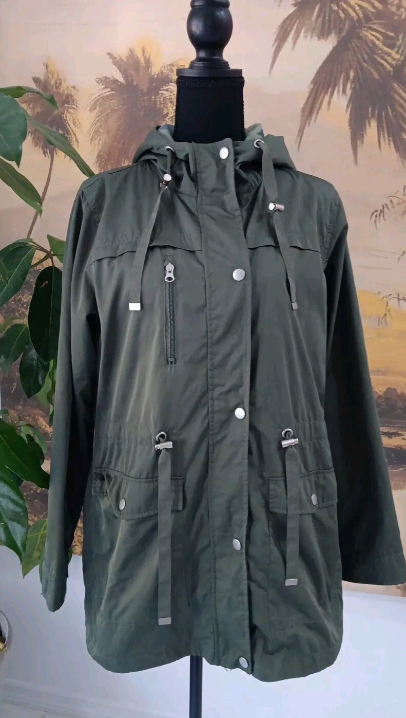 Time and Tru Olive Camo Rain Jacket Waterproof Coat Women’s Size M 8-10