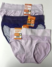 Warner's Women's Size 6 M Panties 2 Hi-Cuts/1 Hipster MSRP 34.50