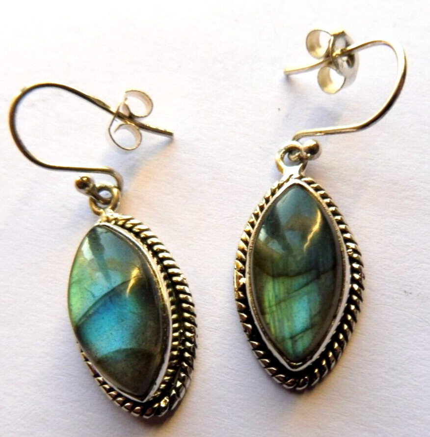 Boucles d'oreilles en Labradorite bleue et Argent massif 925 forme Marquise