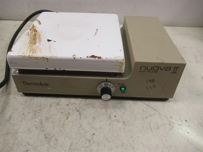 Thermolyne Nuova II Hot Plate for Laboratory HP18325 7''x7'' Porcelain Top 