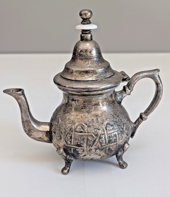 Vintage Moroccan Bennani Freres Silver Plated Footed Lid Teapot