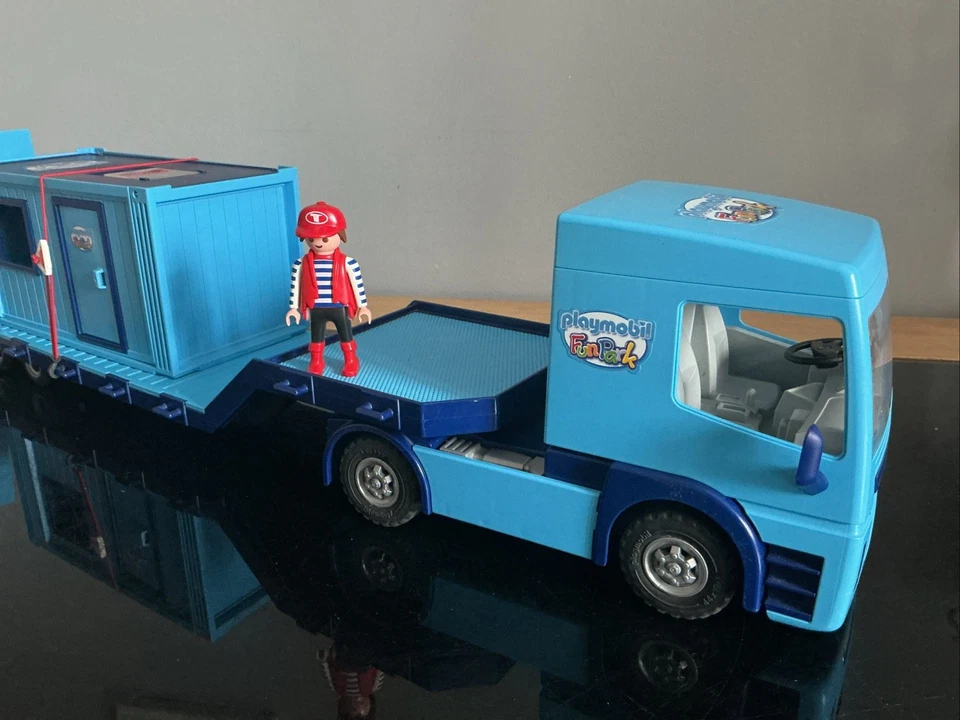 Playmobil 70959 Fun park Trailer, Flat Bed Truck Preowned - Image 2 of 4