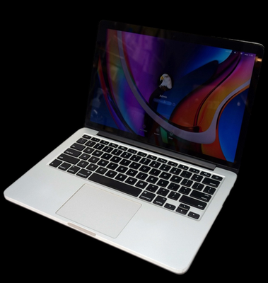 MacBook本体 MacBook Pro, 2015, 8GB, 512GB Apple MacBook Pro 13