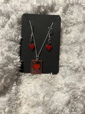 Alice In Wonderland Queen Of Hearts Themed Earring And Necklace Set