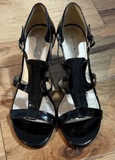 Bandolino Black Patent Leather Strappy Heels Buckle Open Toe Size 8M