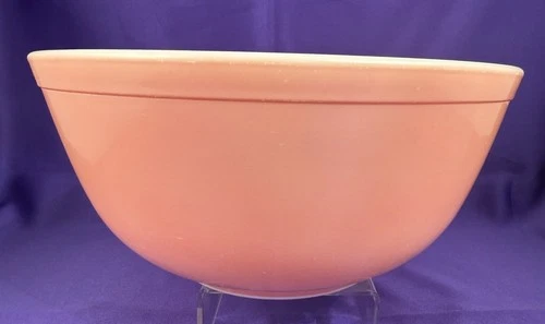 Pink Pyrex #403 2 1/2 Quart Ovenware Bowl