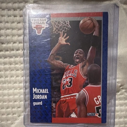 1991-92 FLEER BASKETBALL #29 MICHAEL JORDAN