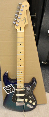Fender 2021 Limited Edition Player Stratocaster HSS Blue Burst Plus Top   MIM