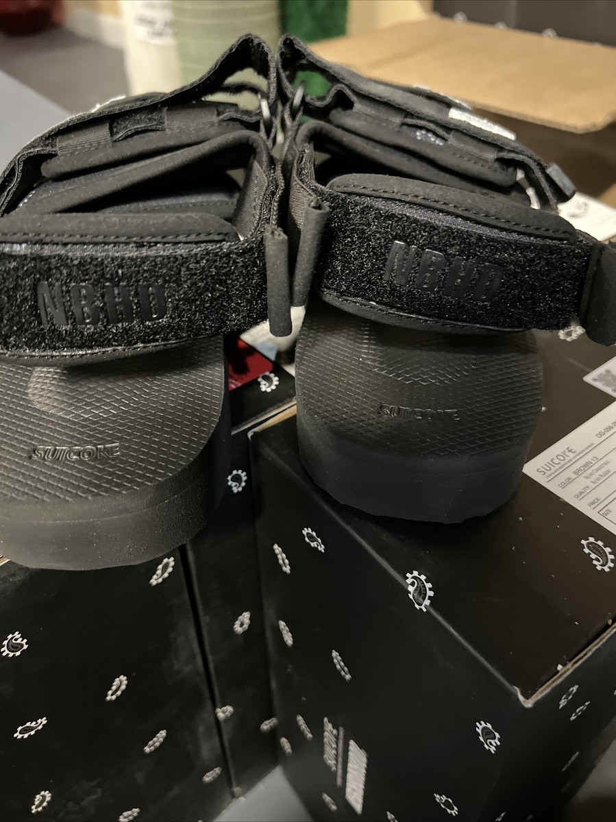 靴 NEIGHBORHOOD NHSI . MOTO / NR-SANDAL NEIGHBORHOOD and SUICOKE Team Up for Bandana-Patterned