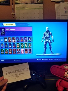 image is loading stacked rare fortnite account skull trooper ghoul christmas - fortnite account for sale ebay