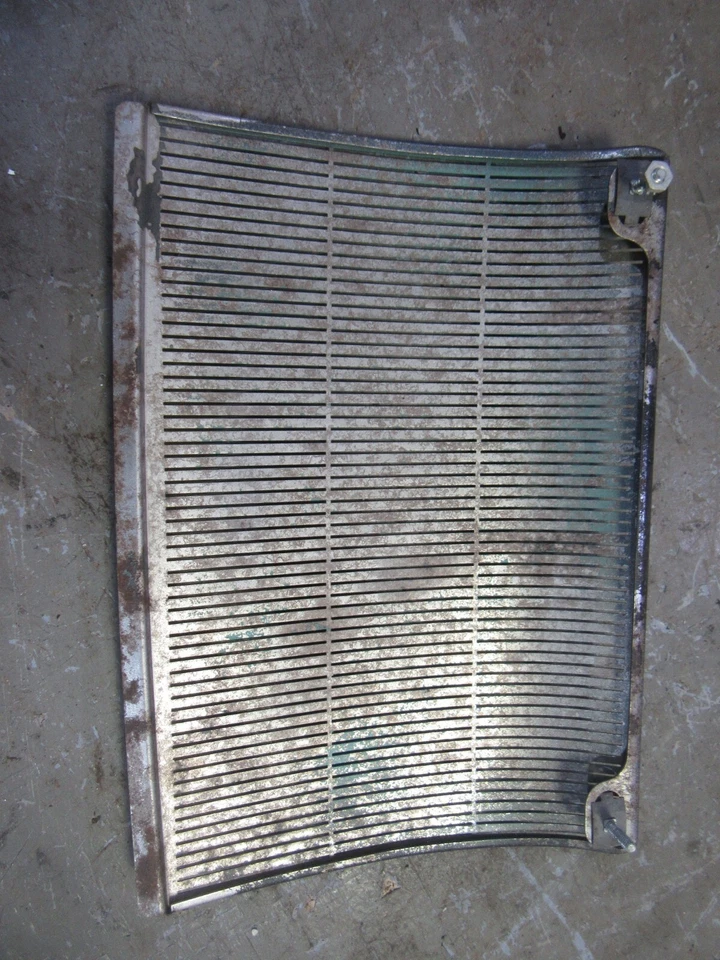 1955 Ford Fairlane Customline interior top center speaker vent trim cover piece - Image 2 of 2