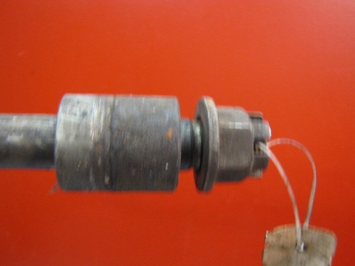 HONDA CB400 AUTOMATIC REAR WHEEL AXLE ACHTERWIELAS 42301-413-000 - Imagen 2 de 2