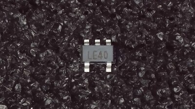 Quantity 5 - MIC5207-4.0BM5-TR 4.0V 150mA LDO Voltage Regulator SOT-23-5 IC New