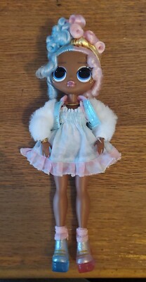 LOL Surprise Series OMG Sweets Fashion Doll Blue Pink Hair