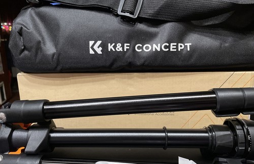 K&F Concept 64" Professional Camera Tripod Aluminum With 360° Ball Head 8kg Load - Picture 3 of 4
