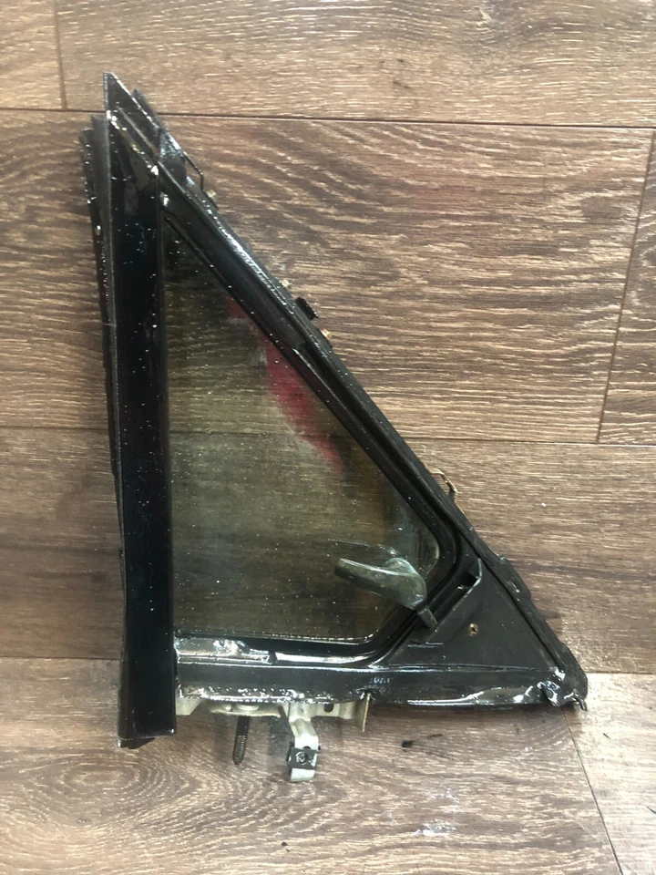 Ford Escort, Mercury Lynx: 1981, 1982, 1983, 1984 - 1990, cristal de ventilación delantero izquierdo Foto 4 de 4