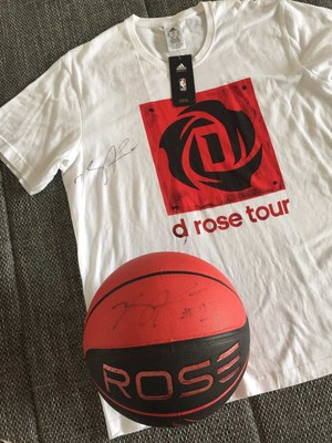 derrick rose signed jersey