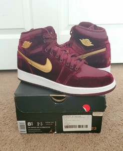USED Nike Air Jordan 1 Retro High 