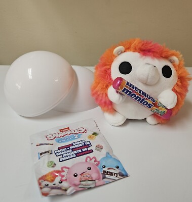 Zuru Snackles Series 2 Collectible 5'' Plush Heidi the Hedgehog holding Mentos
