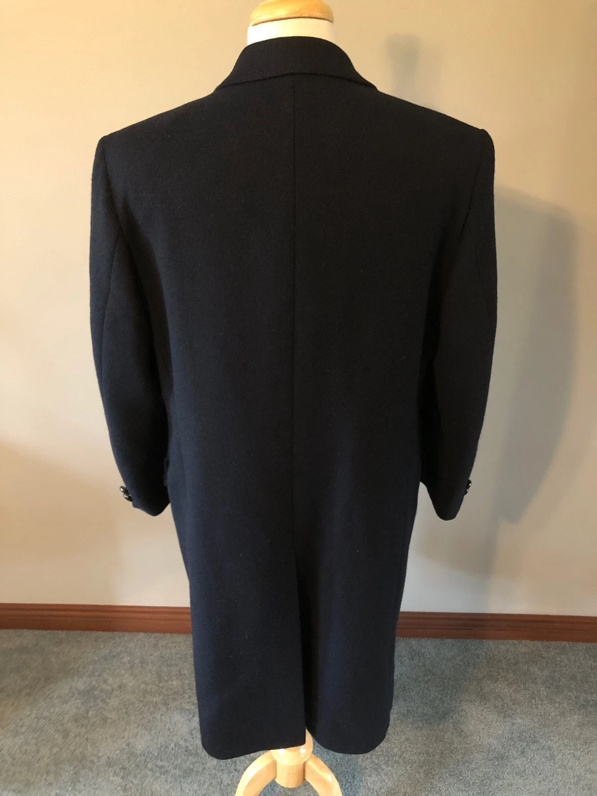 Men's Bloomingdales Navy Wool Double-Breasted Overcoat-Size 40R-Made in England - product detail image 7