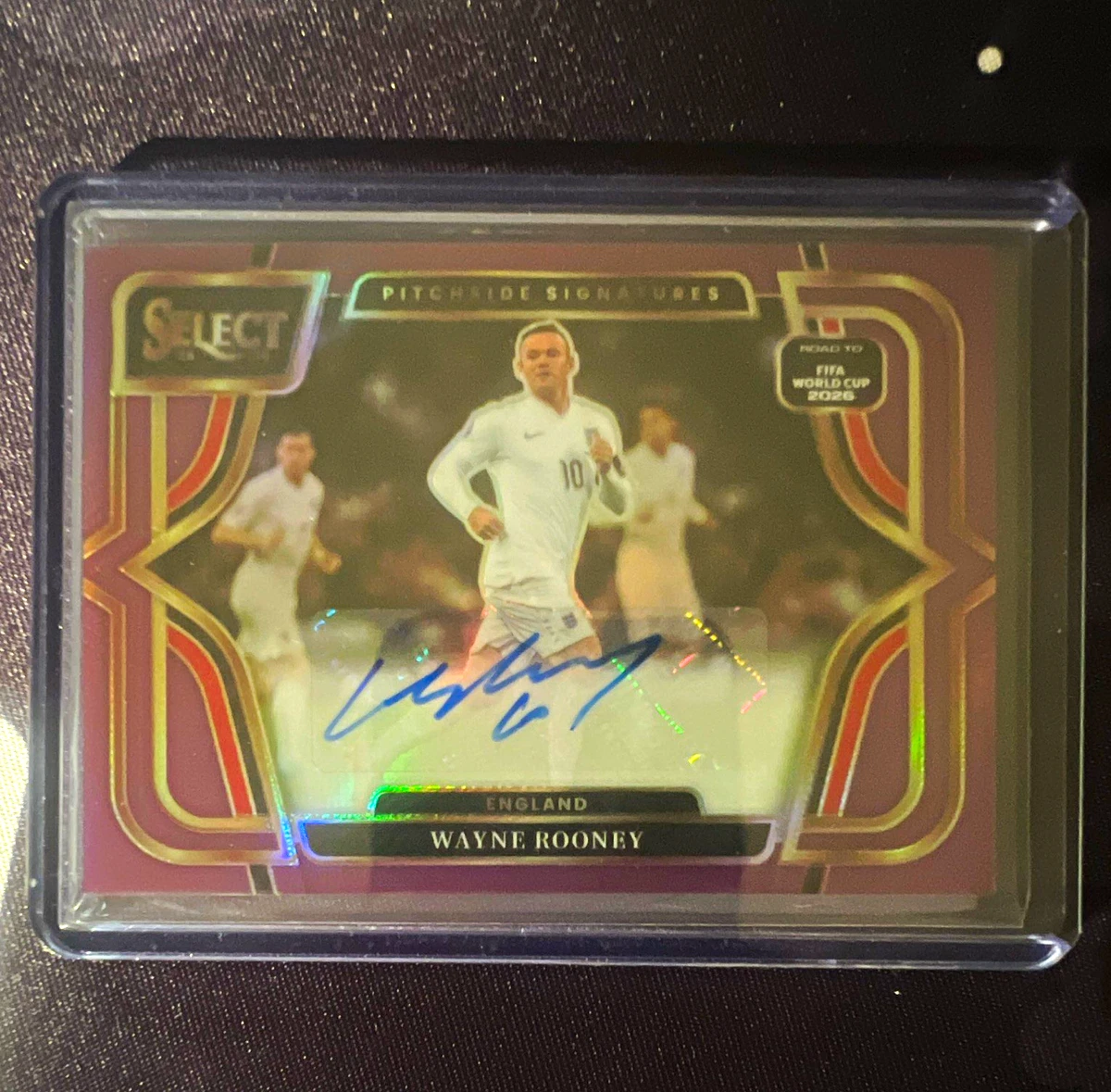 Soccer England Serial Numbered Sports Trading Card Singles for