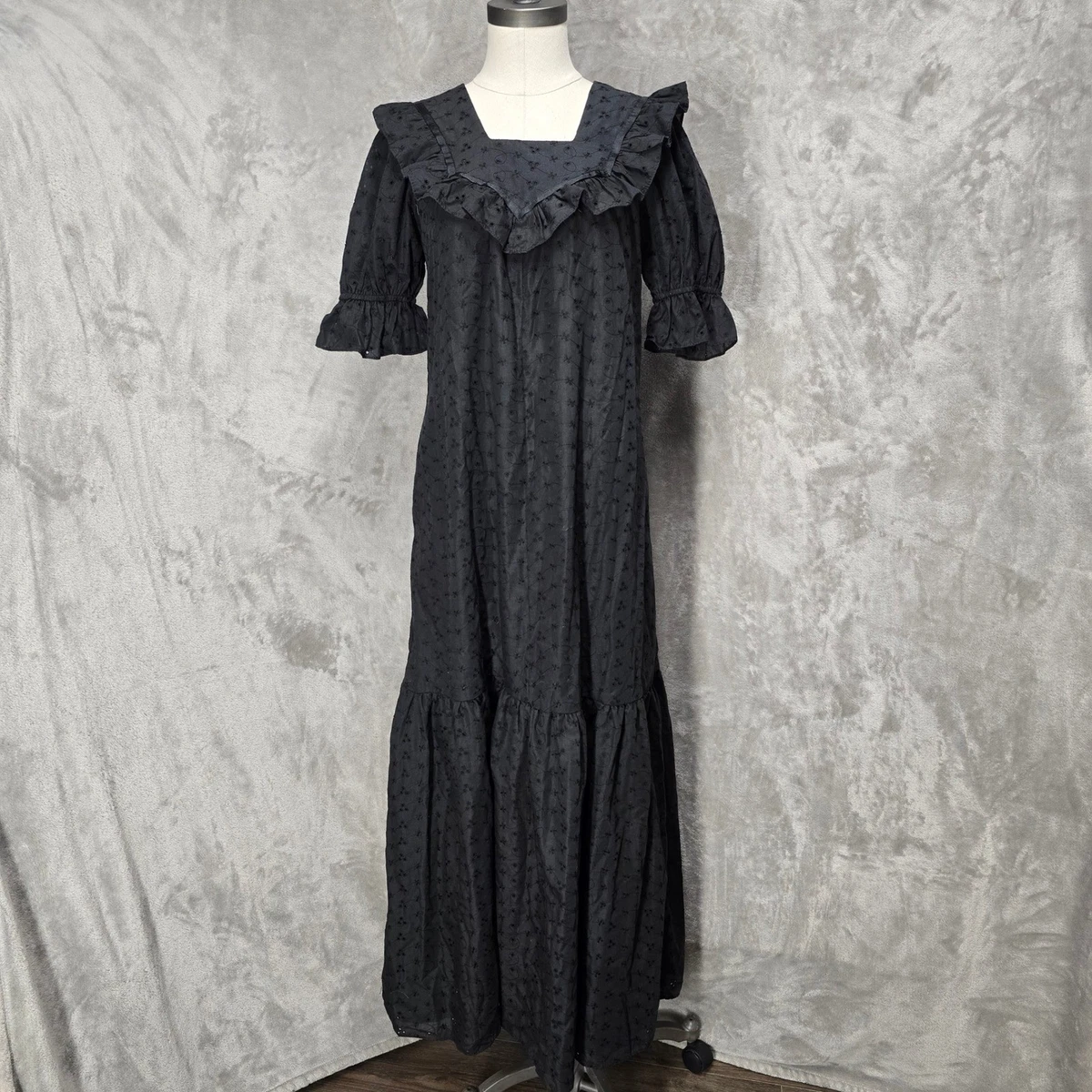 black lacy dress All Mine Black Lace Mini Dress - US 6