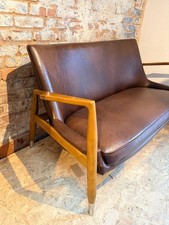 Very Stylish 2 Seater Brown Leather Sofa, Mid Century Style / Great condition