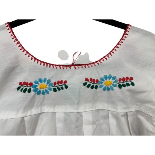 Vintage Girls Mexican Dress Embroidered Floral Pleated Round Neck Short Sleeve - Picture 12 of 15
