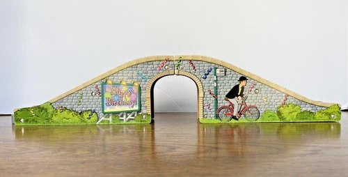 VTG Thomas Train Wooden Railway Gray Brick 16" Long 2 Piece Bridge w/ Arch MINT