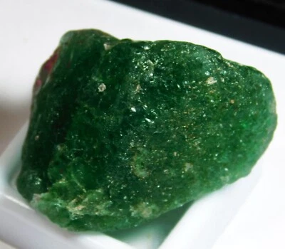 Natural 112.70 Ct Beautiful Colombian Green Emerald Rough Loose Gemstone 6028 - Image 1 of 3