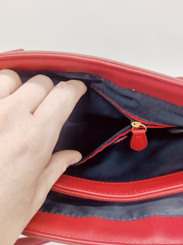 Tommy Hilfiger Tote Shoulder Bag Red TH Logo Purse Pocket Book 77806