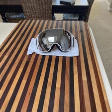 Oakley AIRBRAKE XL Snow Goggles + Prizm Rose Mirrored Lens