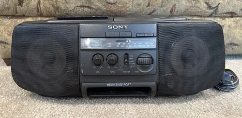 Vintage SONY CFD-V10 Portable Stereo AM/FM Radio CD Cassette Player Boombox