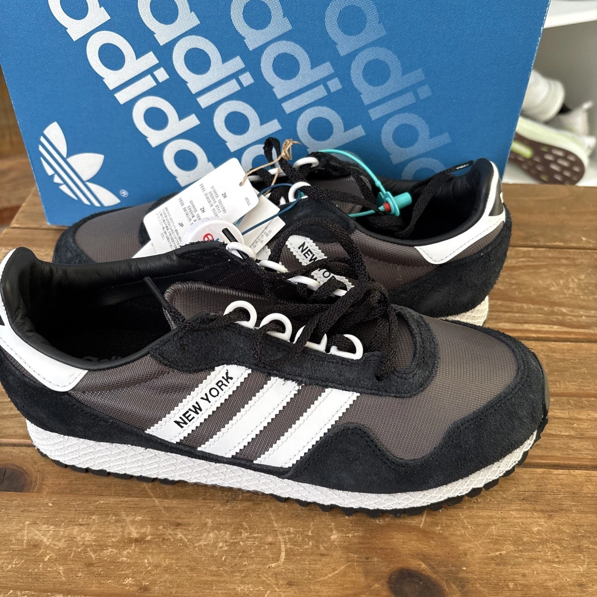 Adidas Originals New York Sneakers Mens Size 11 Burgundy BB1189 Adidas Originals I-5923 Boost Sneakers, | Mercari main image 2