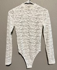 Women s White Lace Long Sleeves Bodysuit Size Small By SHEIN