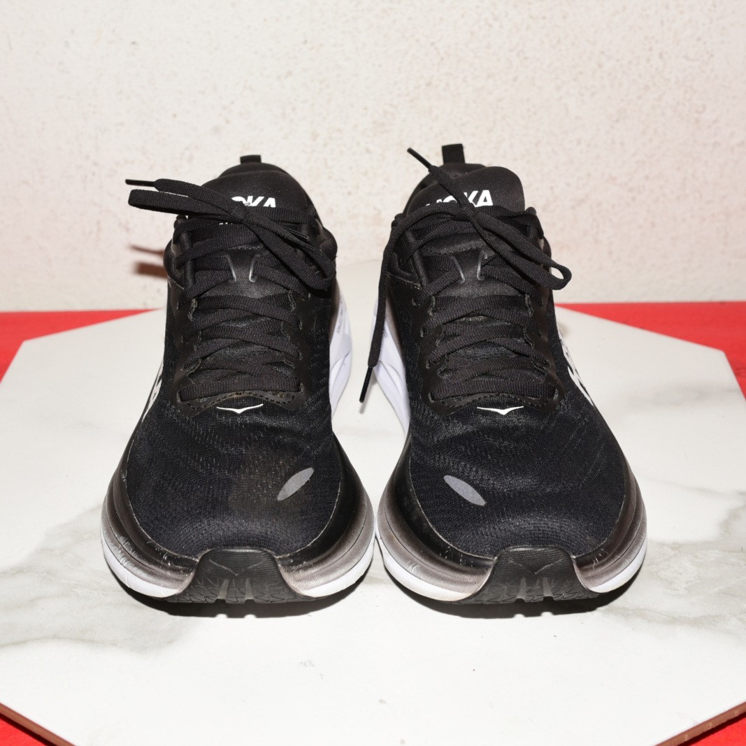 HOKA Bondi 8 Running Shoe Women US 11 B thumbnail 3